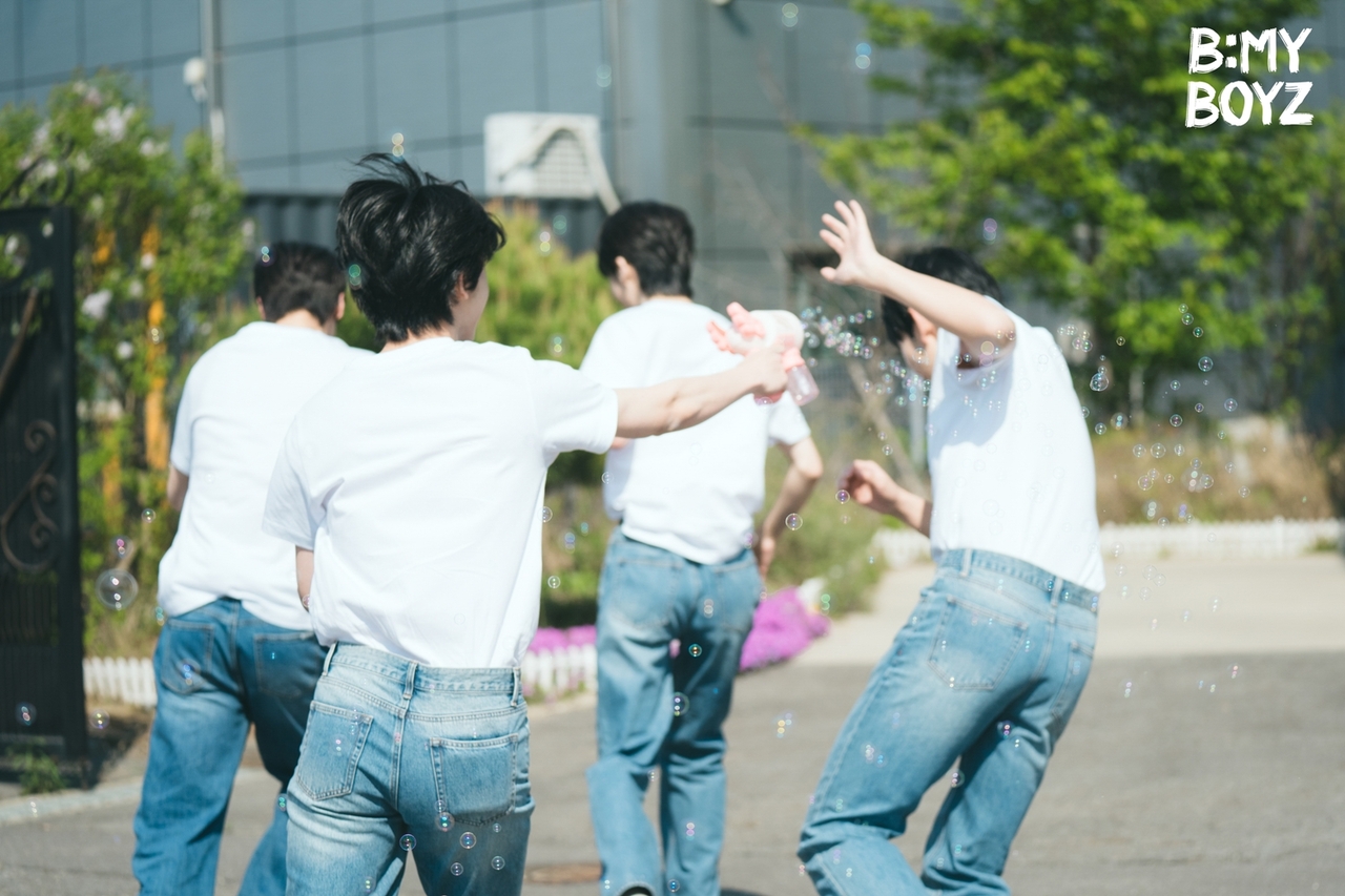 [사진 = ‘B:MY BOYZ’ 공식 SNS 제공]