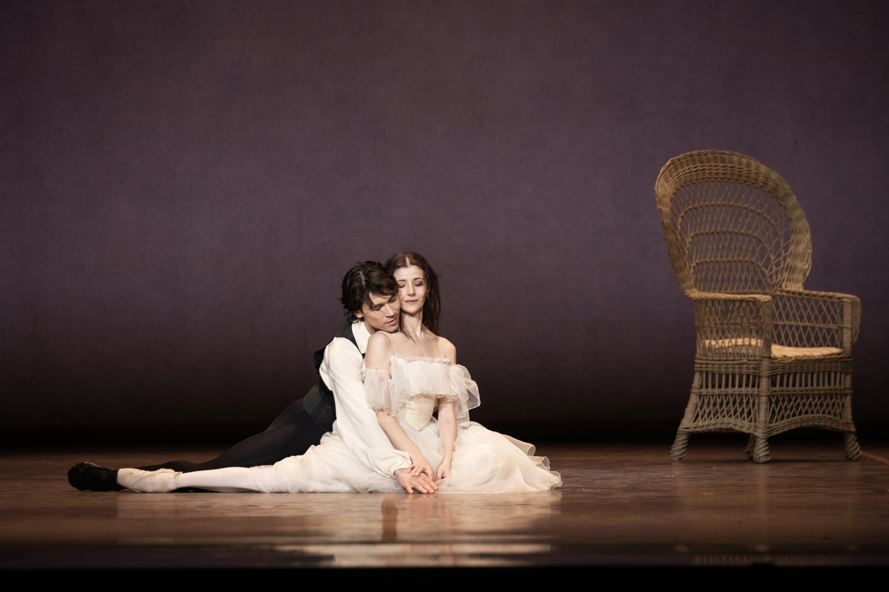 "The Lady of the Camellias" (Kiran West/Hamburg Ballet)