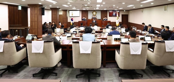 순천시의회 본회의.