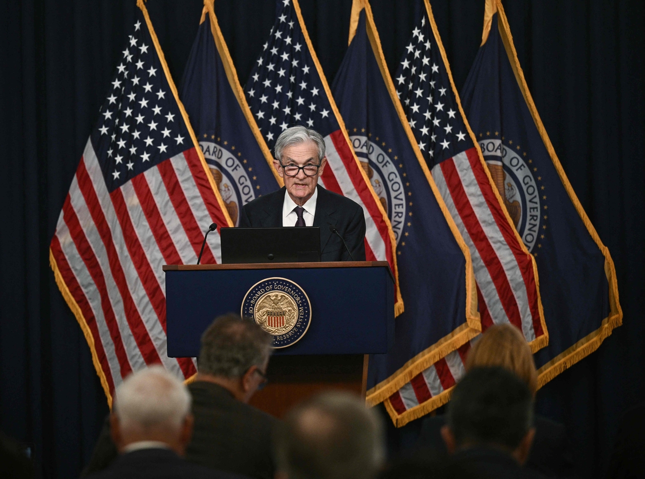 미 연준, 트럼프 금리인하 압박에도 신중론…6월에도 동결 전망 - 헤럴드경제