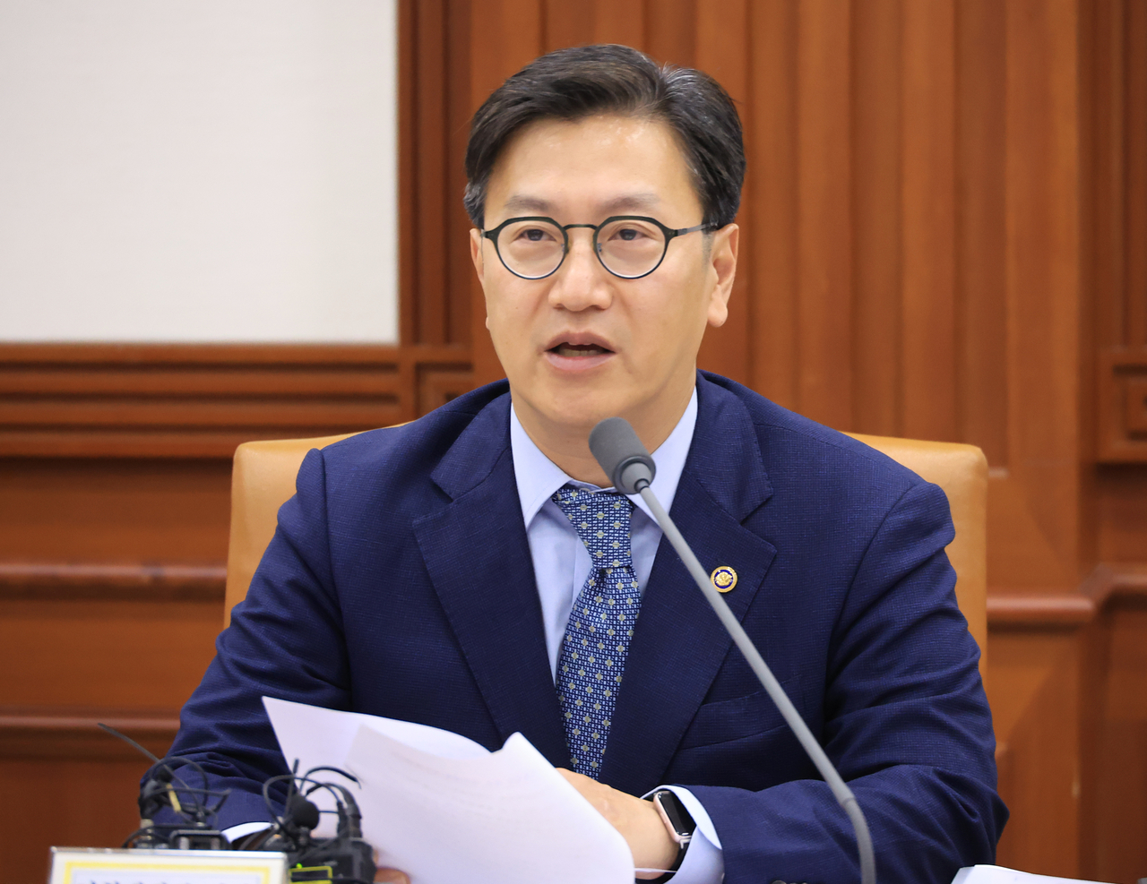 Acting Finance Minister Kim Beom-suk speaks at a meeting of economy-related ministers at the government complex in Seoul on Thursday. (Yonhap)