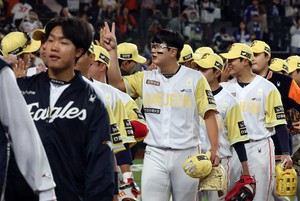Red-hot Eagles alone at top of KBO standings after 9th straight victory