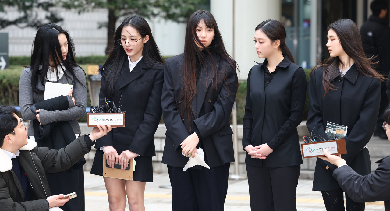 (왼쪽부터)뉴진스(NJZ) 하니, 민지, 혜인, 해린, 다니엘.  [연합]