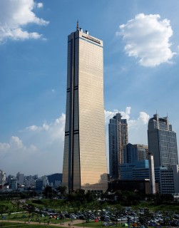 Fitch ups Hanwha Life to A+ with stable outlook