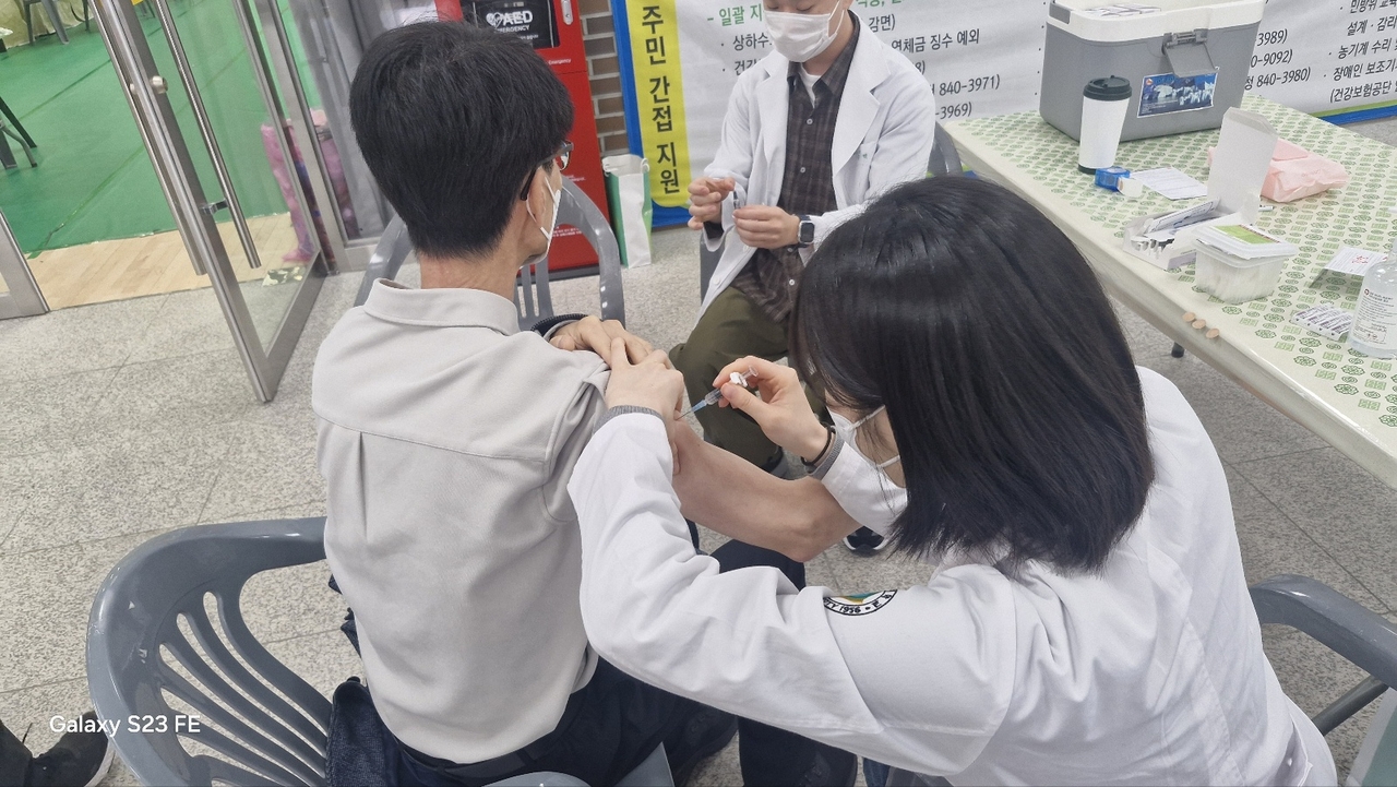 안동시가 오는12일부터  산불 피해 주민 대상, 대상포진 무료 예방접종에 나선다. [안동시 제공]