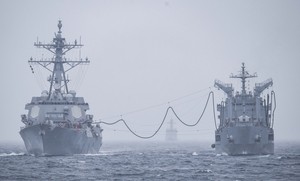 S. Korean, US navies stage joint drills in East Sea