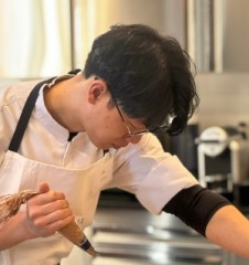 “비싼 한국빵, 맛 없는 이유”…제빵계 에르메스 출신 셰프의 ‘소신발언’[미담:味談]