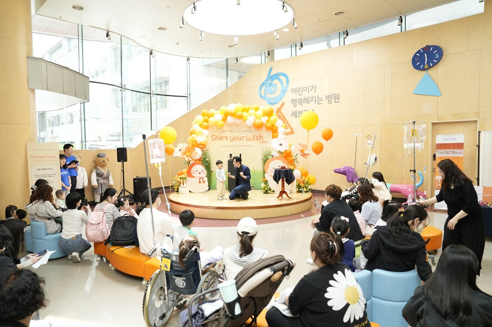 365mc는 국제 비영리기구인 메이크어위시 코리아•세브란스 어린이병원과 함께 환아와 그 가족들을 응원하고 선물을 제공하는 행사를 성료했다고 13일 밝혔다.