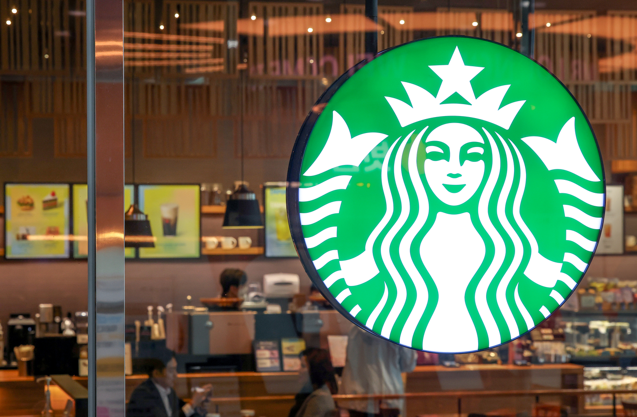 A Seoul-based Starbucks store (Yonhap)
