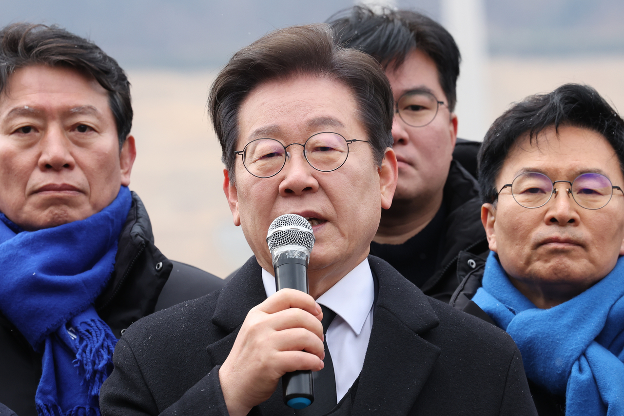 5·18민주묘지 찾은 이재명