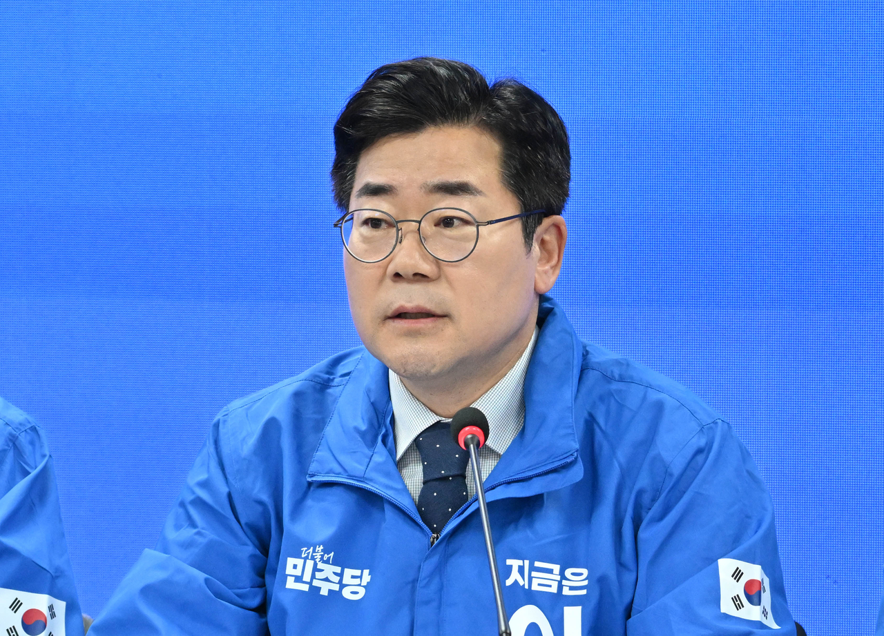 박찬대 더불어민주당 총괄선거대책위원장이 지난 9일 오전 서울 여의도 중앙당사에서 열린 중앙선거대책위원회의에서 발언하고 있다. 임세준 기자