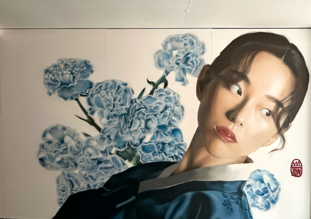 세계적인 그래피티 아티스트 ‘로얄독’이 신사동 굳갱랩스(GGLS) 플래그십 매장 외벽에 설치한 벽화. [굳갱랩스 제공]