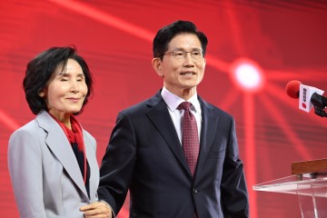 김문수 배우자 “金, 돈 무서워하고 거리두는 사람”