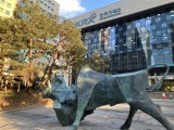 Foreigners’ stock exodus continues in April