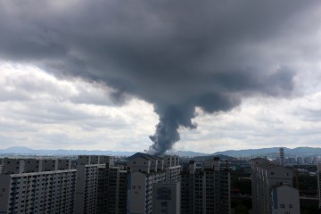 광주 금호타이어 화재, 공장 절반 전소 위기