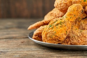“닭까지 난리네”…우리 식탁 점령한 ‘브라질 닭’ 수입 막혔다