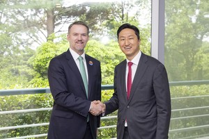 HD Hyundai, Hanwha discuss cooperation with US trade representative