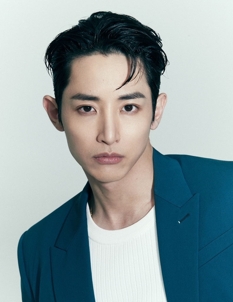 Lee Soo-hyuk (YG Entertainment)