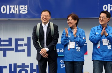 ‘국힘’ 탈당 김상욱, 민주당 입당…“국힘, 야당 역할도 못할 것”