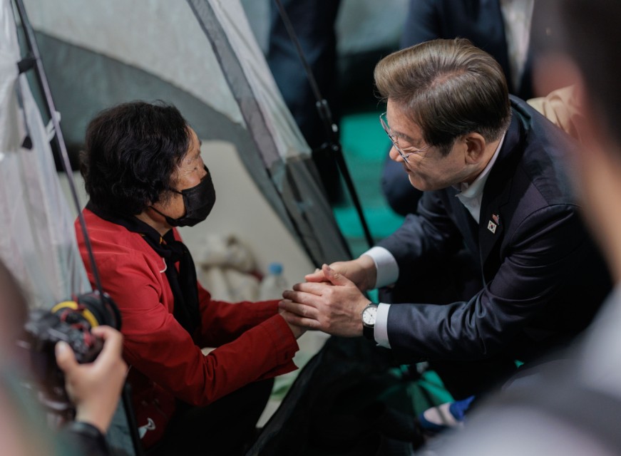 이재명, 개헌 구상안 공개…대통령 4년 연임제·결선투표제 제안