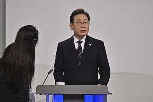 Lee Jae-myung defends 'xie xie' comment after 'pro-China' accusation