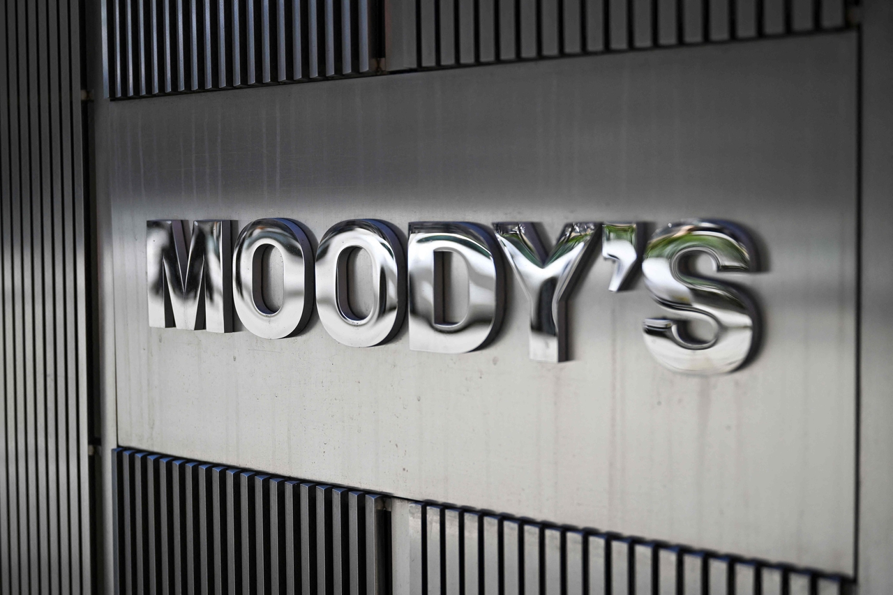 Signage outside the Moody's Corporation headquarters in New York (AFP - Yonhap)
