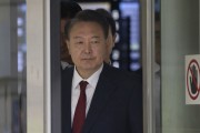 Yoon dodges demands for apology
