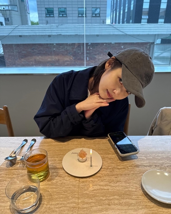 사진=아이유 채널