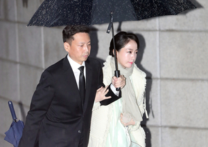 정대선·노현정 성북동 주택, 3차 경매서 21억에 낙찰 - 뉴스 썸네일 이미지