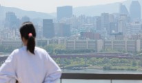 압구정 현대아파트 지난달 130억원에 팔려…압구정 역대 최고가