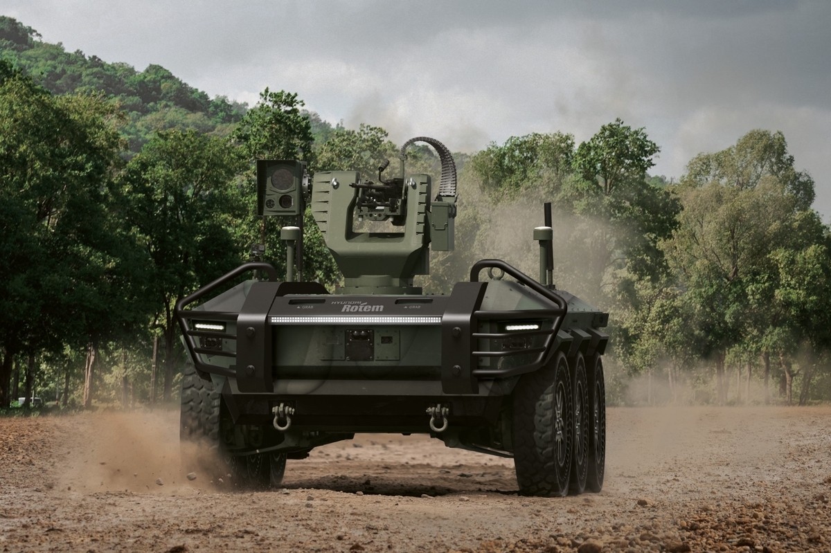 This image shows the company's HR-SHERPA unmanned vehicle. (Hyundai Rotem Co.)