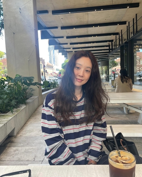 사진=정려원 채널