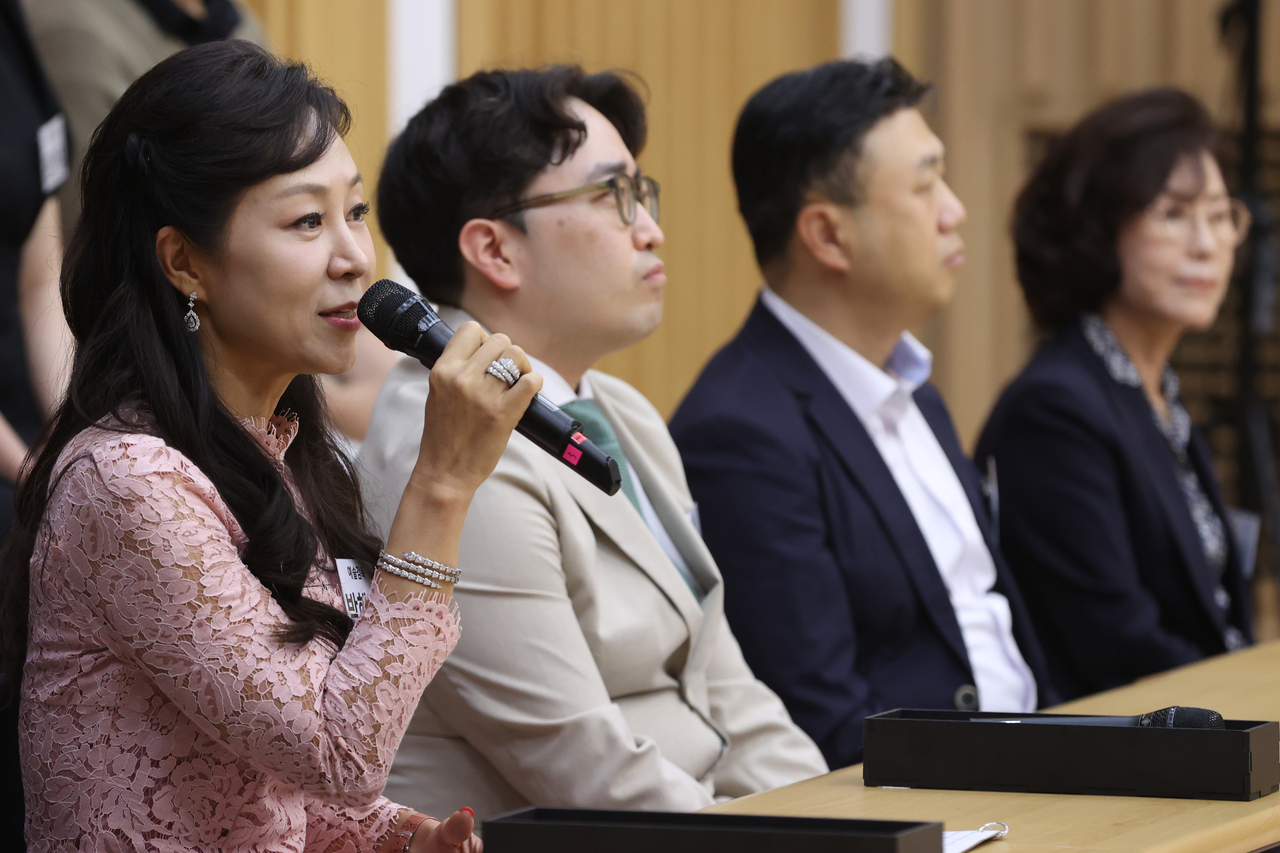 Park Hye-jin, artistic director of the Seoul Metropolitan Opera, speaks during a press conference on Tuesday at the Sejong Center for the Performing Arts in Seoul. (SCPA)