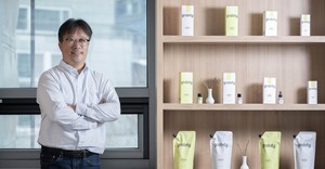 From mussels to hair: How a KAIST scientist turned polyphenol into a global shampoo hit