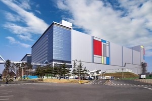 Spinoff or stay? Samsung’s foundry dilemma back in spotlight