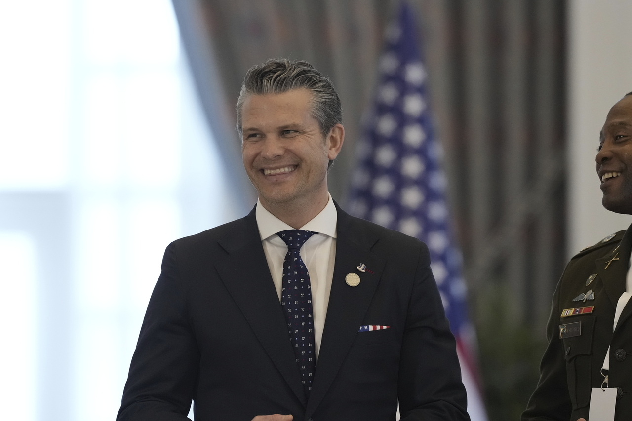 Secretary of Defense Pete Hegseth gestures as President Donald Trump and Qatar's Emir Sheikh Tamim bin Hamad Al Thani meet at the Amiri Diwan in Doha, Qatar, on May 14. (AP - Yonhap)