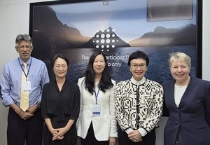 Shinhan board chair leads overseas investor meetings in Asia