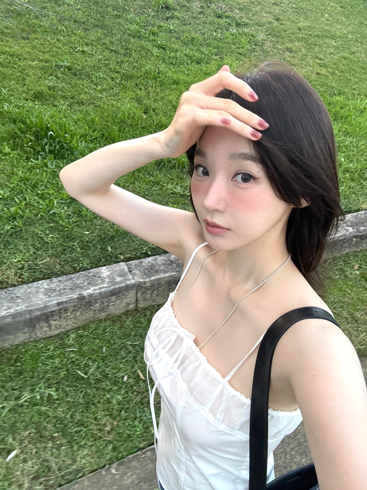 강민경 채널