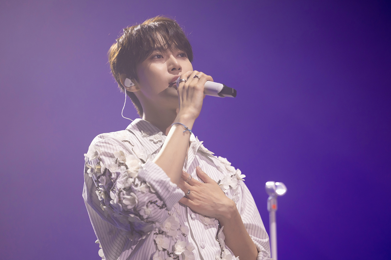 NCT 도영 ‘서재페’ 완벽 접수..신곡 ‘Soar’ 선공개까지 ‘화제’ - 헤럴드뮤즈 (Herald Muse)