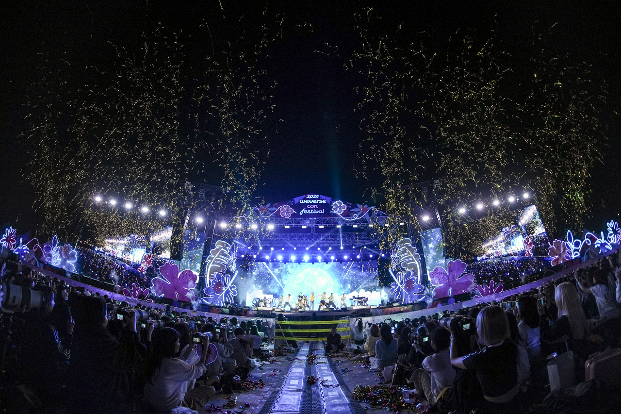 Weverse Con Festival 2025 (Weverse Con Festival)