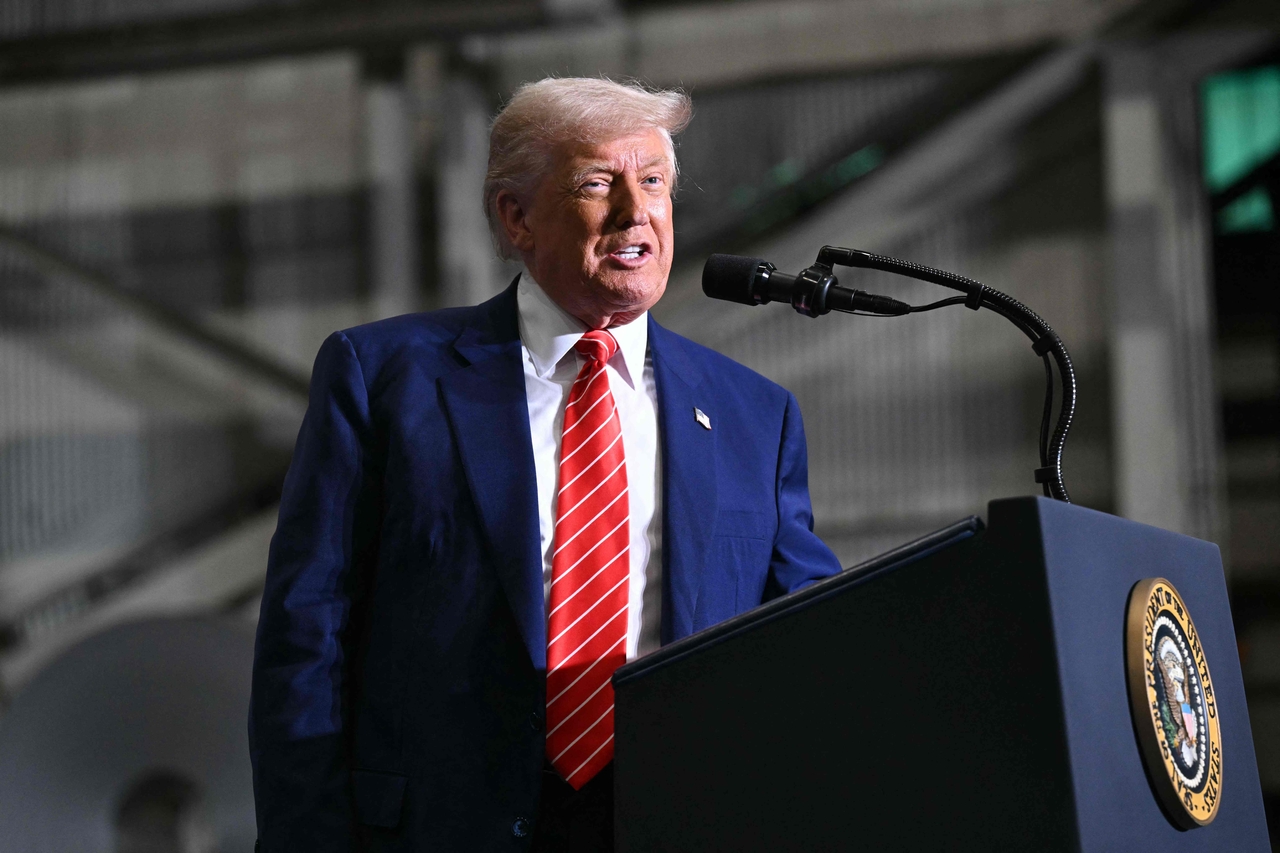 US President Donald Trump speaks during a rally at US Steel - Irvin Works in Pennsylvania on Friday. (AFP-Yonhap)
