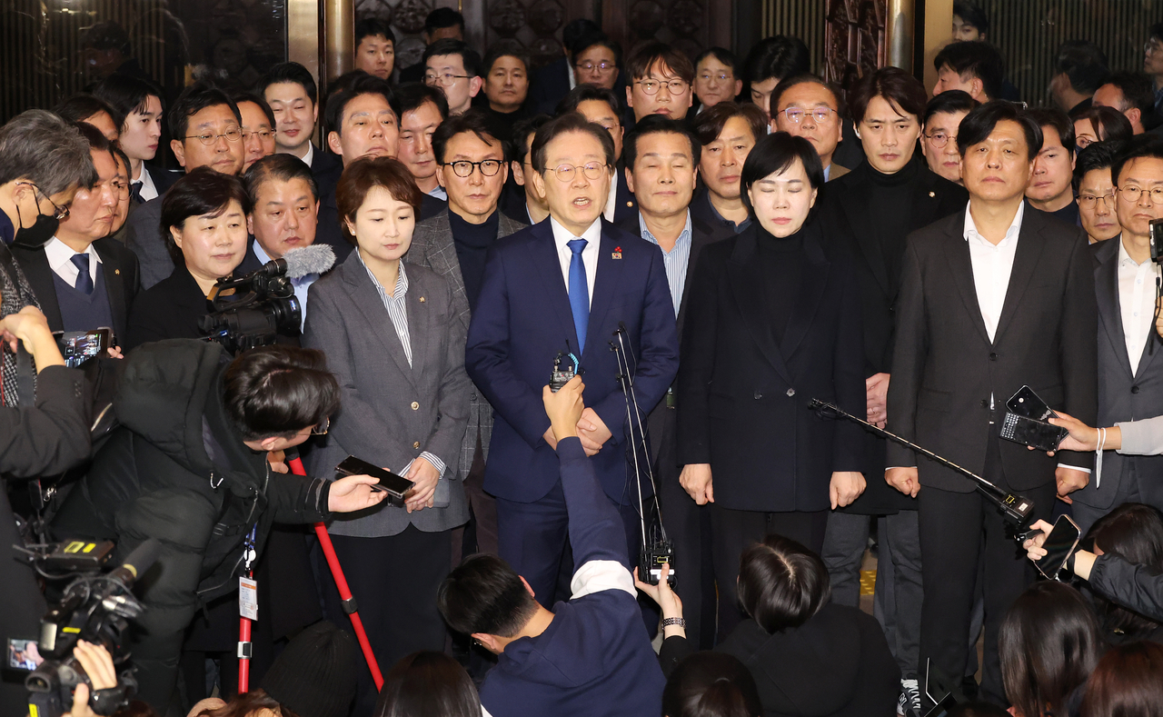 12월 3일-비상토토사이트 마초 선포 당일 국회