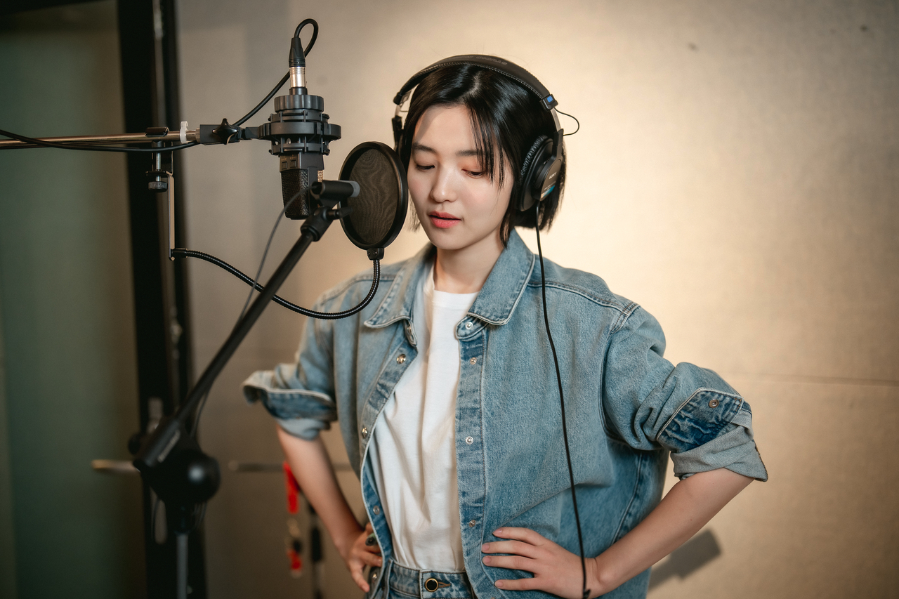 영화 ‘이 별에 토토사이트추천에서 첫 목소리 연기에 도전한 배우 김태리 [넷플릭스 제공]