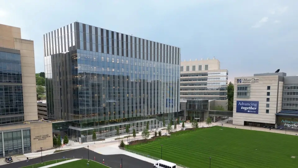 UMass 토토사이트 매입 전경