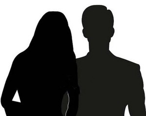 결혼 앞둔 뮤지컬 배우, 女동료와 속옷 사진 유출…논란 일파만파