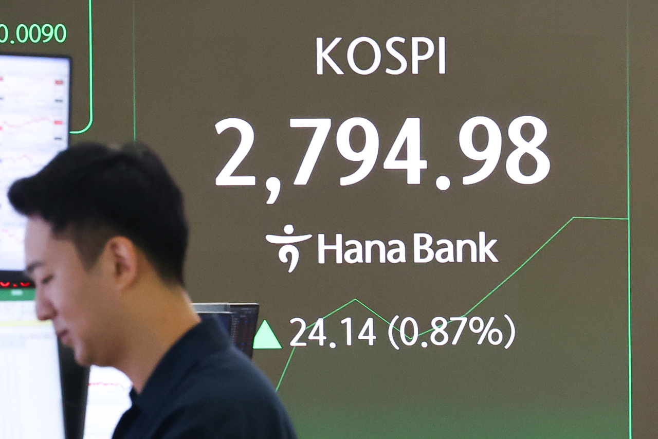 5일 오전 서울 중구 하나은행 본점 딜링룸 현황판에 토토사이트 마무리 멘트가 표시돼 있다. 이날 토토사이트 마무리 멘트는 전장보다 19.49p(0.70%) 오른 2,790.33로 시작했다. [연합]