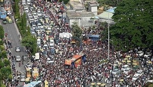 “30만명 몰려들어 ‘아비규환’”…스포츠 행사서 압사 사고 ‘참극’ 벌어졌다