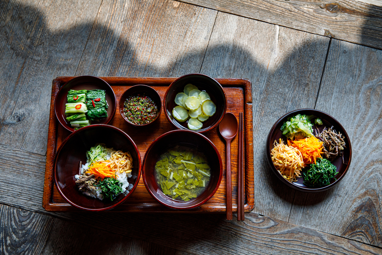 청암사 사찰토토사이트 프리미어토토 한상차림. [한국불교문화사업단]