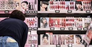 K-beauty’s US crown under tariff strain in 2 minutes