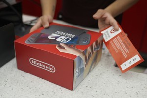 “요즘 20대는 이걸 65만원 주고 산다” 하루만에 ‘완판’…품절 대란 사태